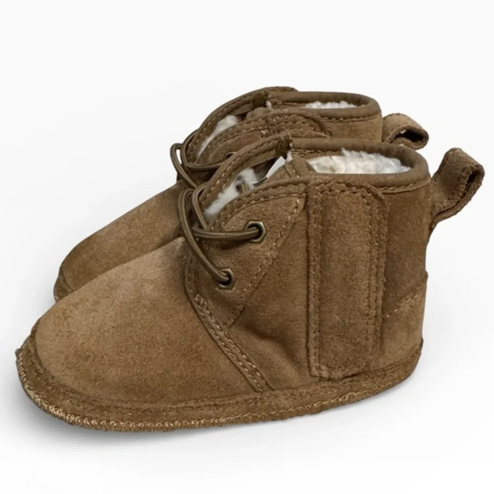UGG Baby Neumel Suede Booties Chestnut Wool Lined Infant Size US 4/5 UK 4